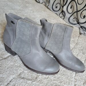 Emu Gray Perforated Ankle Booties